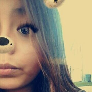 Meet your Posher, Anahi